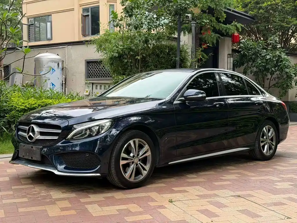 Mercedes-Benz C-Class 2017