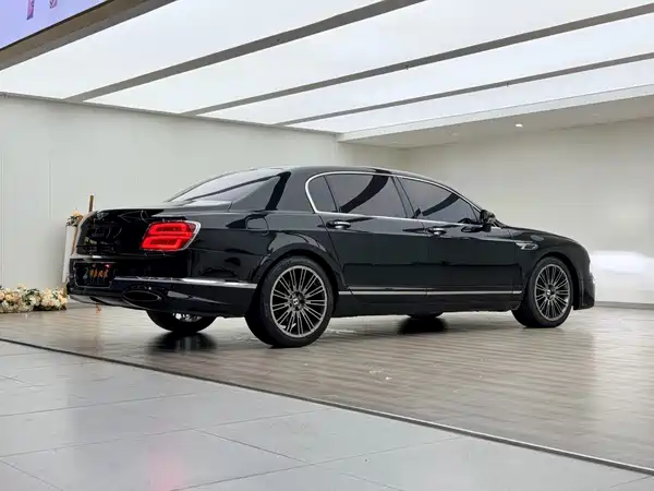 Bentley Flying Spur 2005