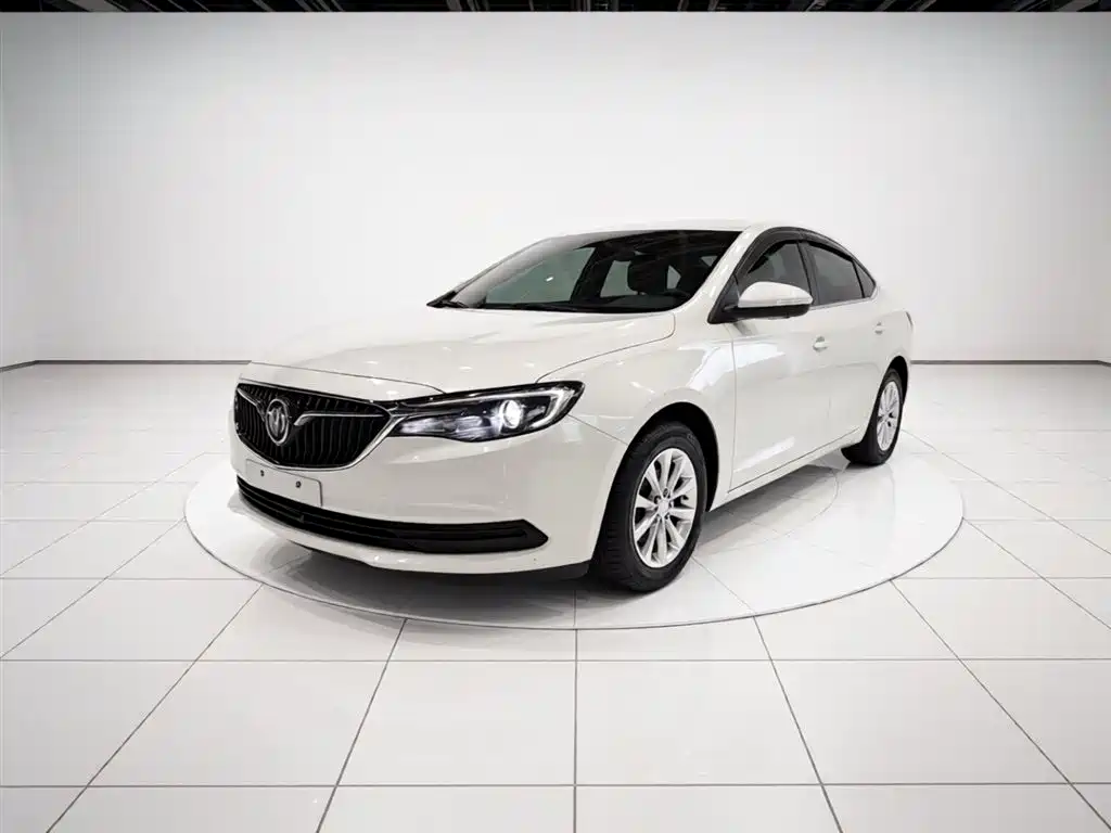 Buick Excelle 2019 — фото 1