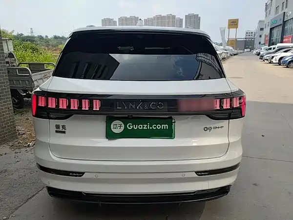 Lynk & Co 09 EM-P 2022