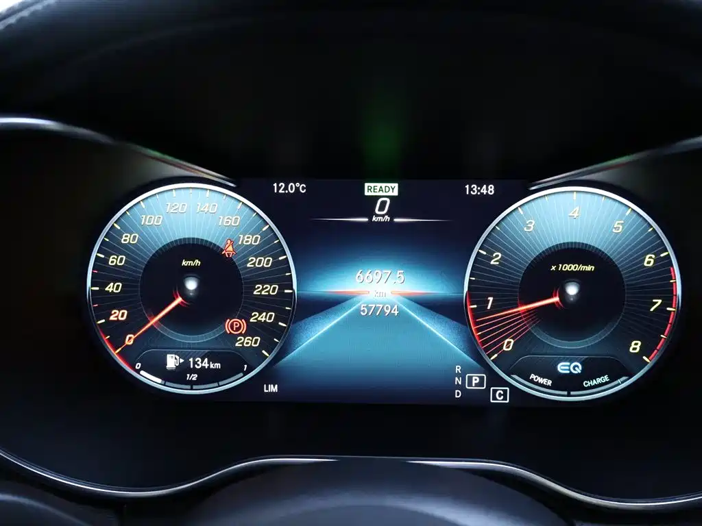 Mercedes-Benz C-Class 2021 — фото 15