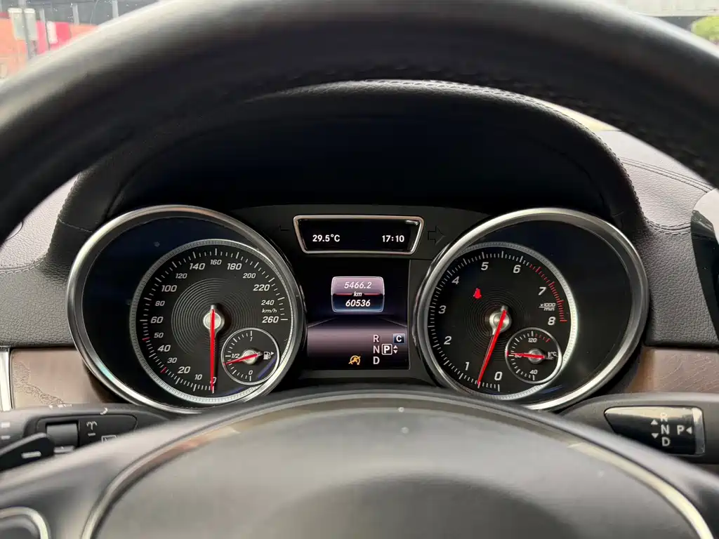 Mercedes-Benz GLE 2019 — фото 14