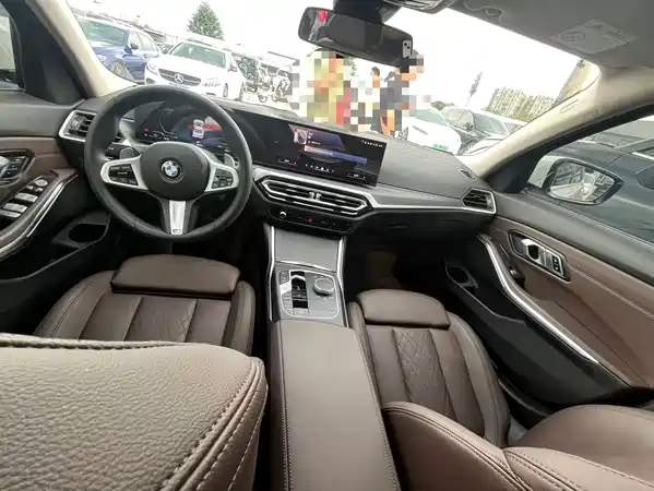 BMW 3 Series 2024