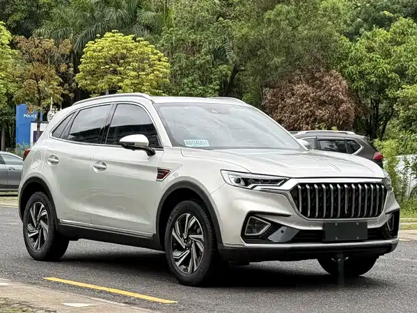 Hongqi HS5 2022