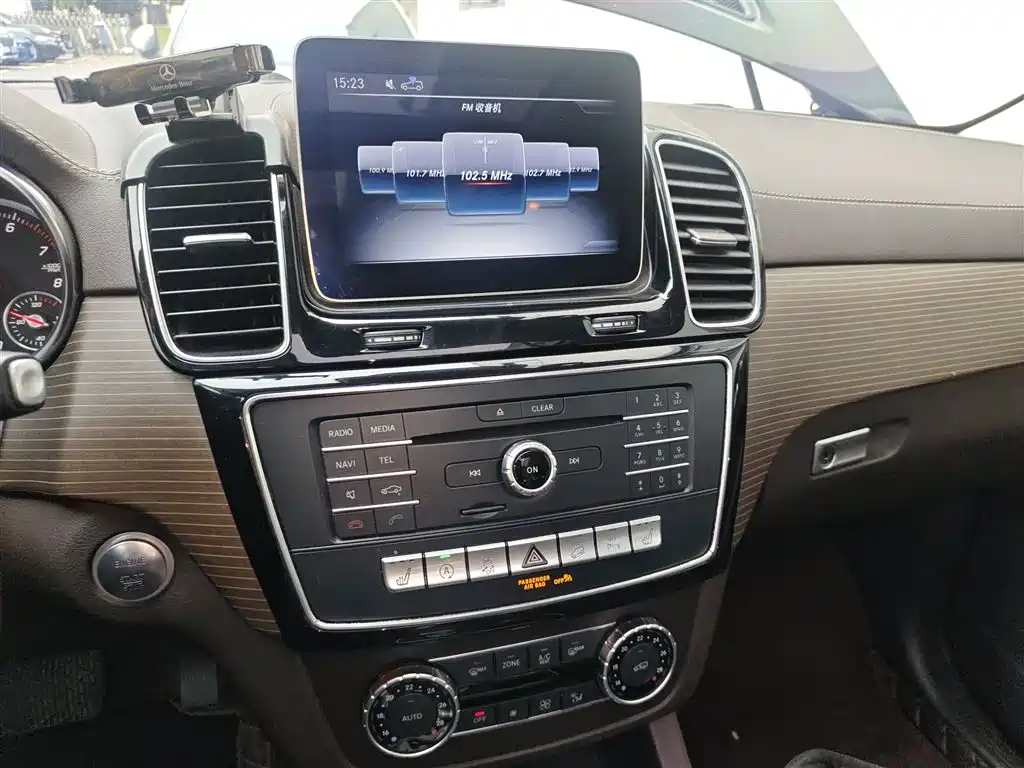 Mercedes-Benz GLE 2019 — фото 13