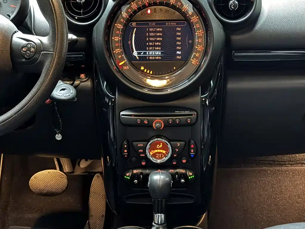 MINI Countryman 2015 — фото 10
