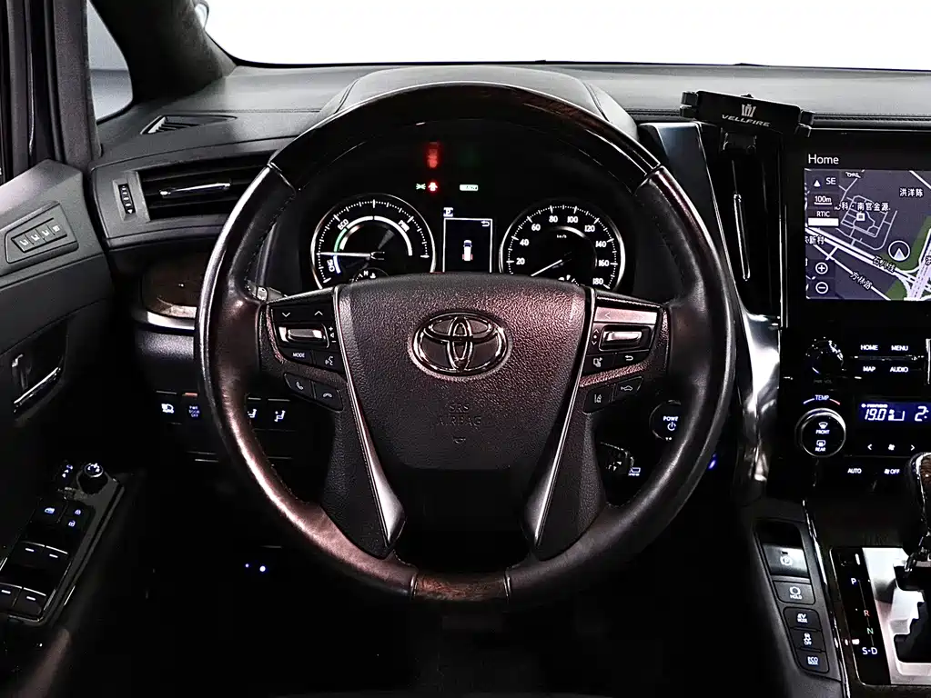 Toyota Vellfire 2022 — фото 9