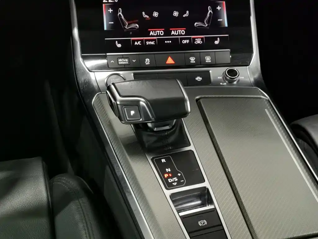 Audi A6L 2020 — фото 13