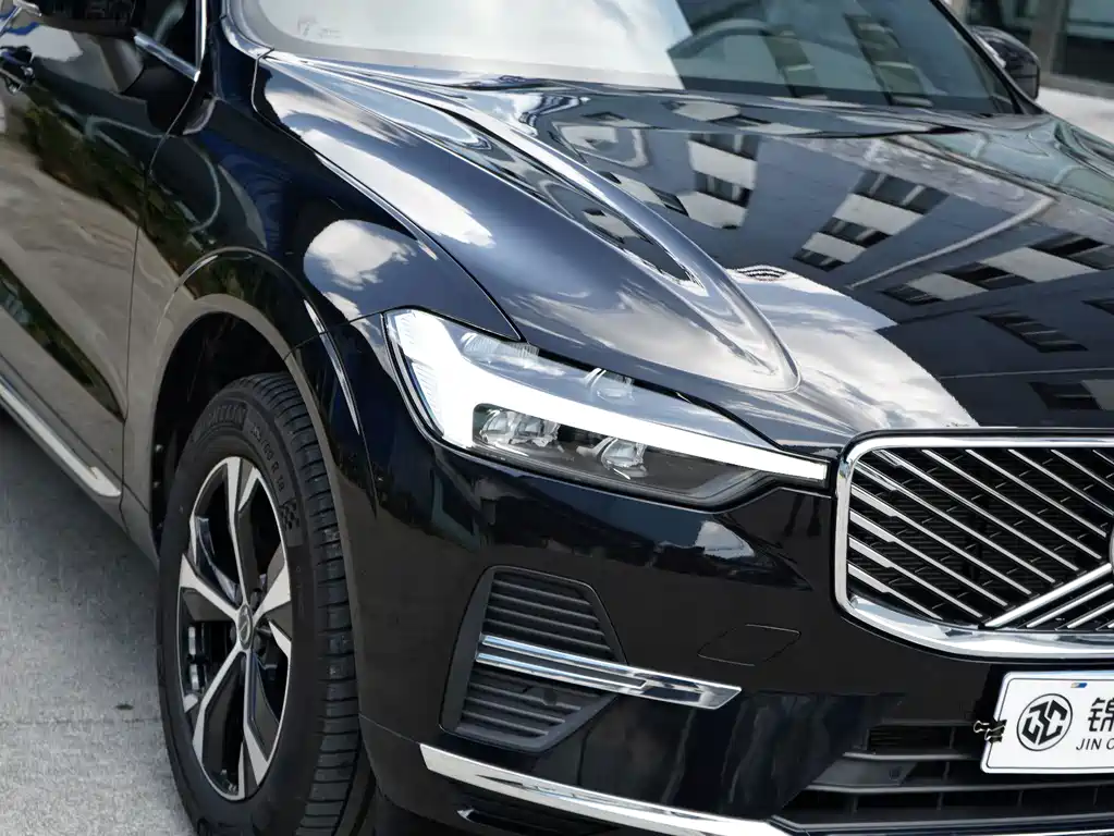 Volvo XC60 2025 — фото 21