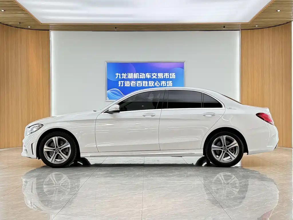 Mercedes-Benz C-Class 2020 — фото 5
