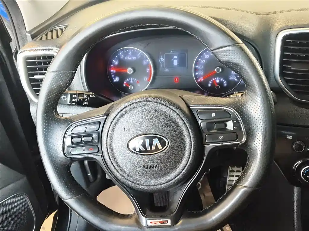 Kia KX5 2016 — фото 7