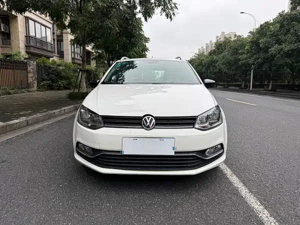 Volkswagen Polo 2014