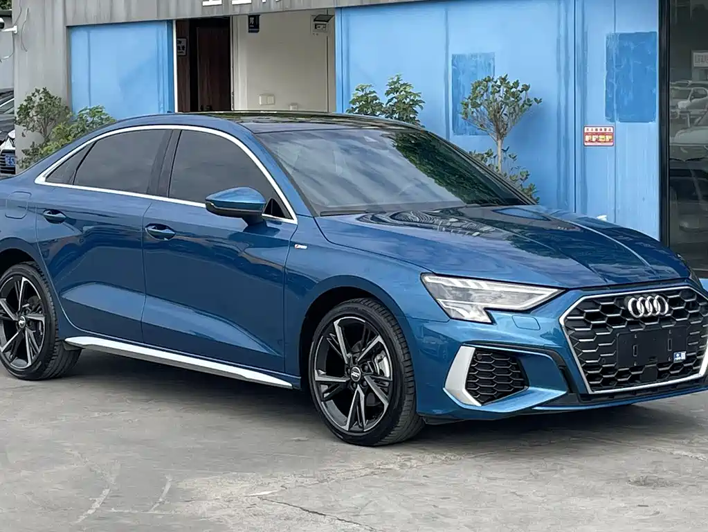 Audi A3 2022 — фото 3