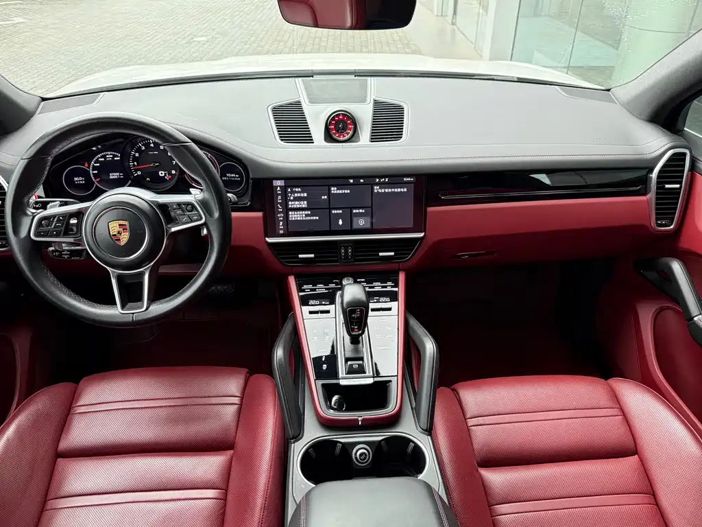 Porsche Cayenne 2020 — фото 10