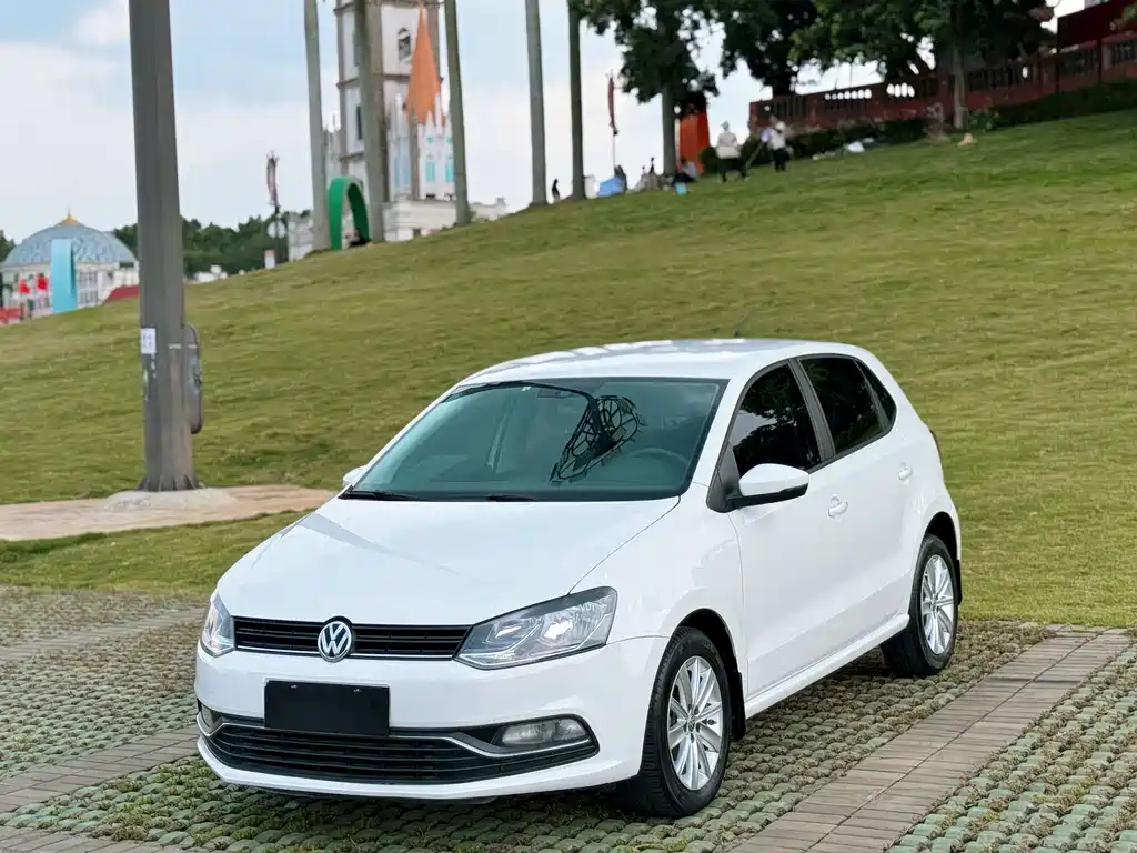 Volkswagen Polo 2015