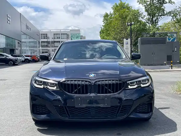 BMW 3 Series 2022