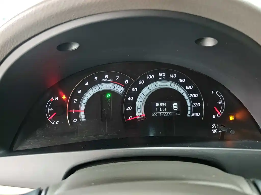 Toyota Camry 2009 — фото 13