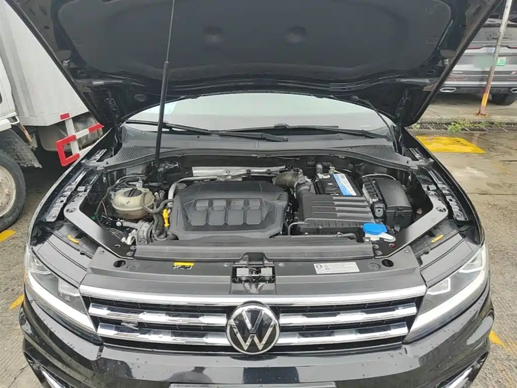 Volkswagen Tiguan L 2021 — фото 20