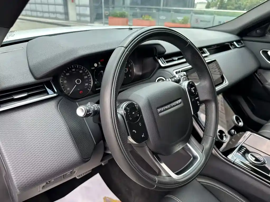 Land Rover Range Rover Velar 2019 — фото 22