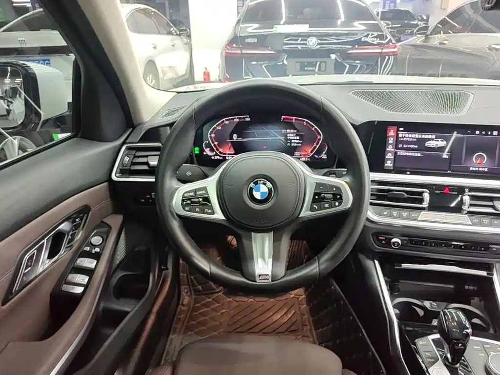 BMW 3 Series 2021