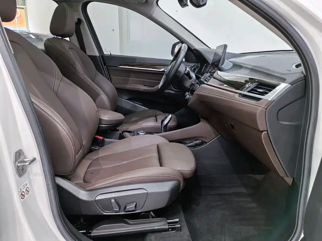 BMW X1 2020 — фото 15