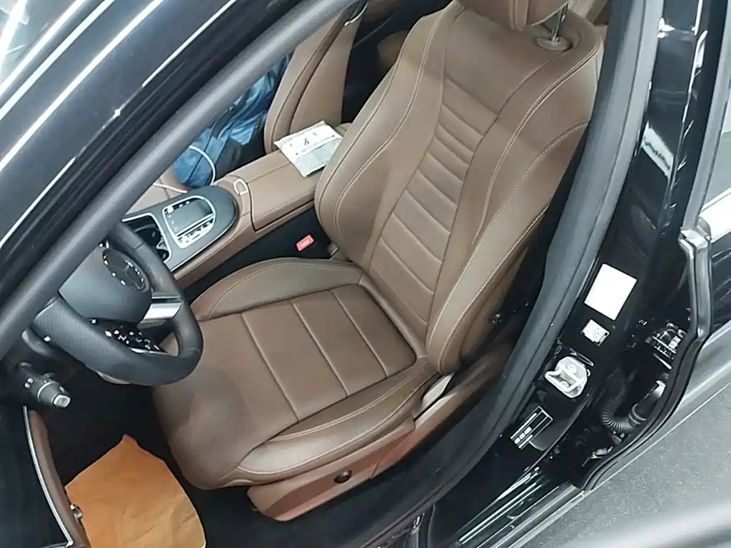 Mercedes-Benz E-Class 2023 — фото 22