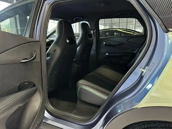 BYD Dolphin 2024