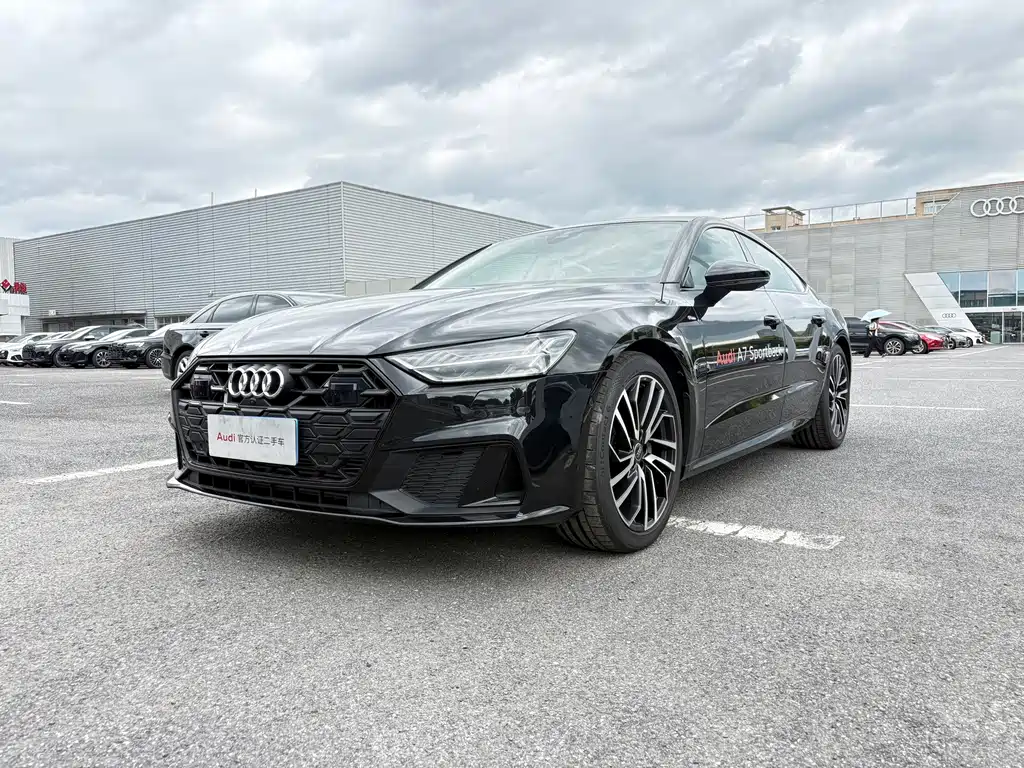 Audi A7 2025 — фото 1