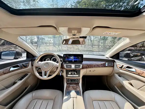 Mercedes-Benz CLS 2012