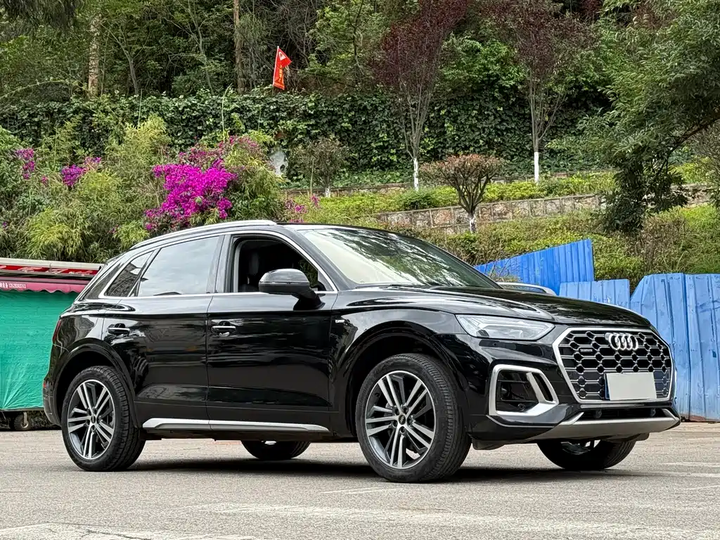 Audi Q5L 2022 — фото 3