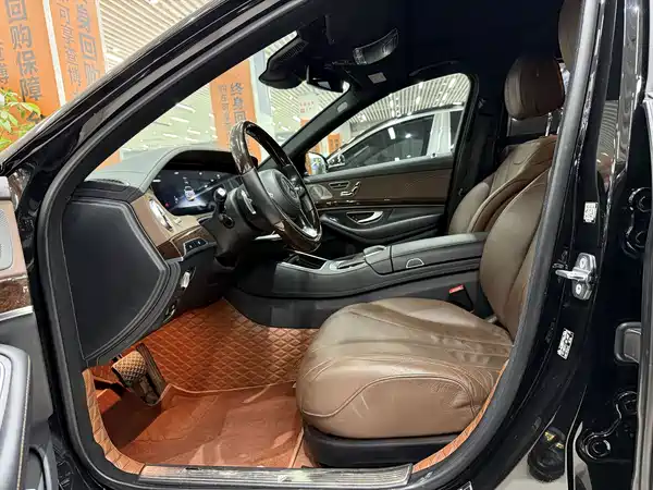 Mercedes-Benz S-Class 2020
