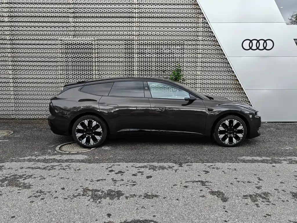 Audi E5 Sportback 2025 — фото 3