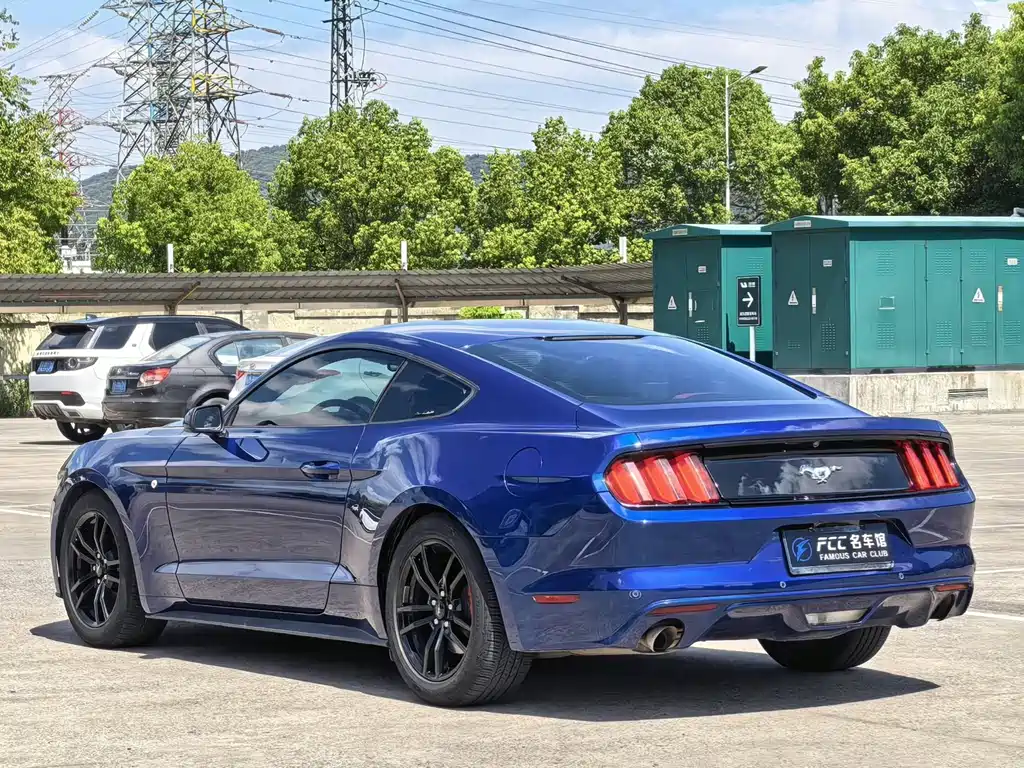 Ford Mustang 2016 — фото 5