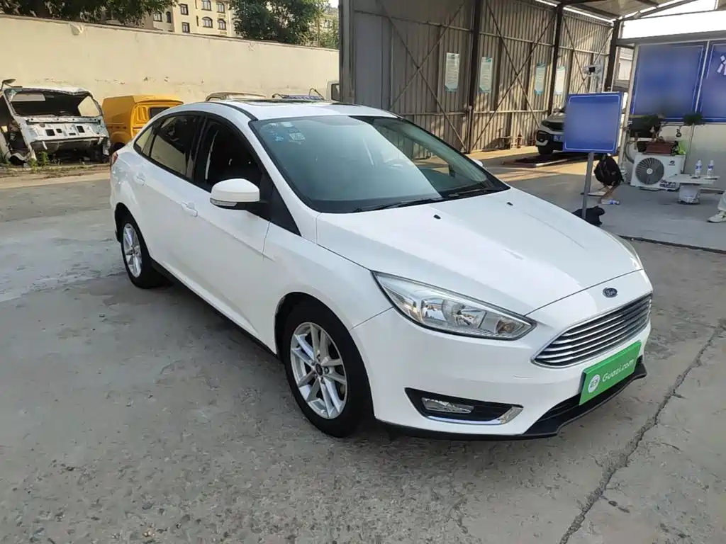 Ford Focus 2017 — фото 4