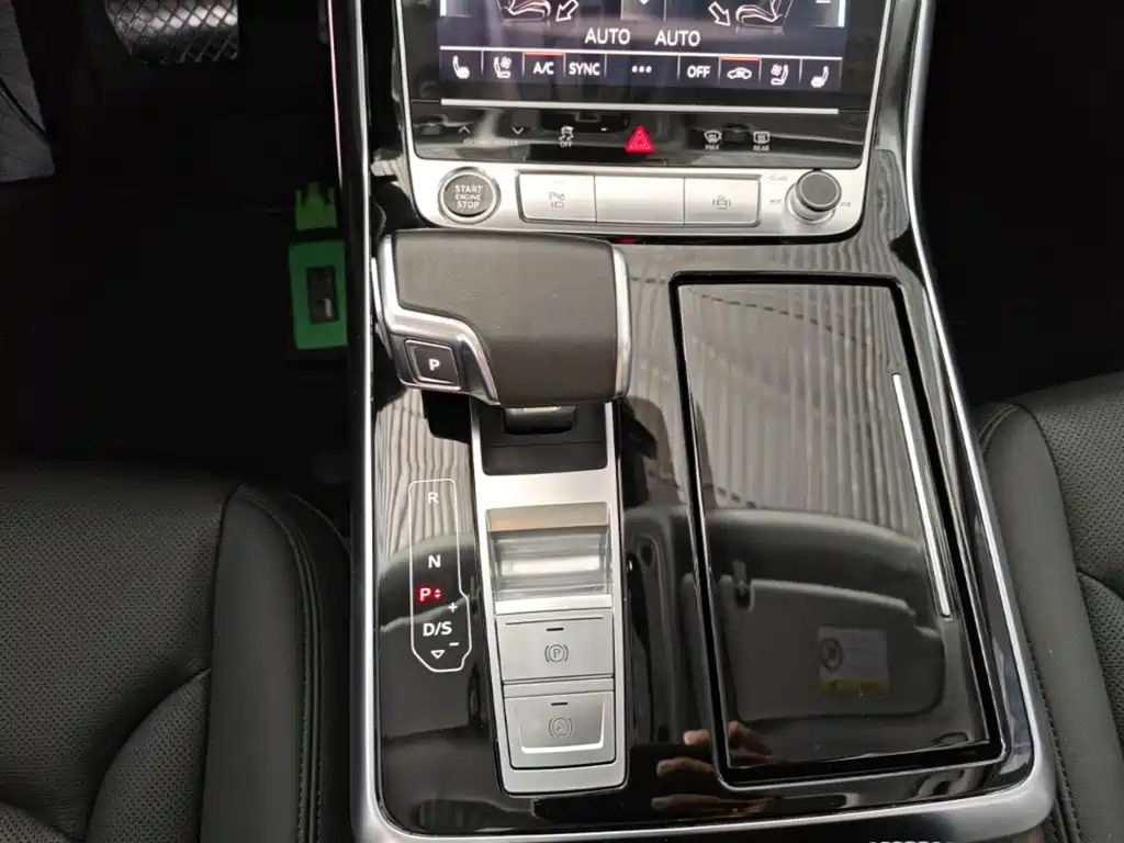 Audi Q7 2022 — фото 14