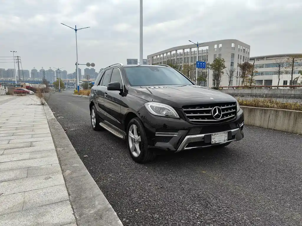Mercedes-Benz M-Class 2013 — фото 3