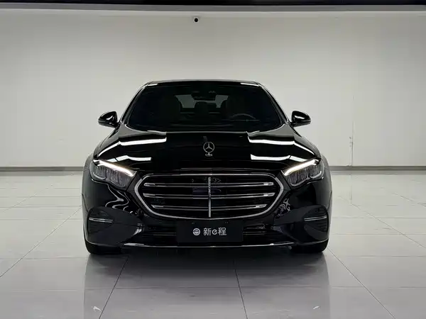 Mercedes-Benz E-Class 2024