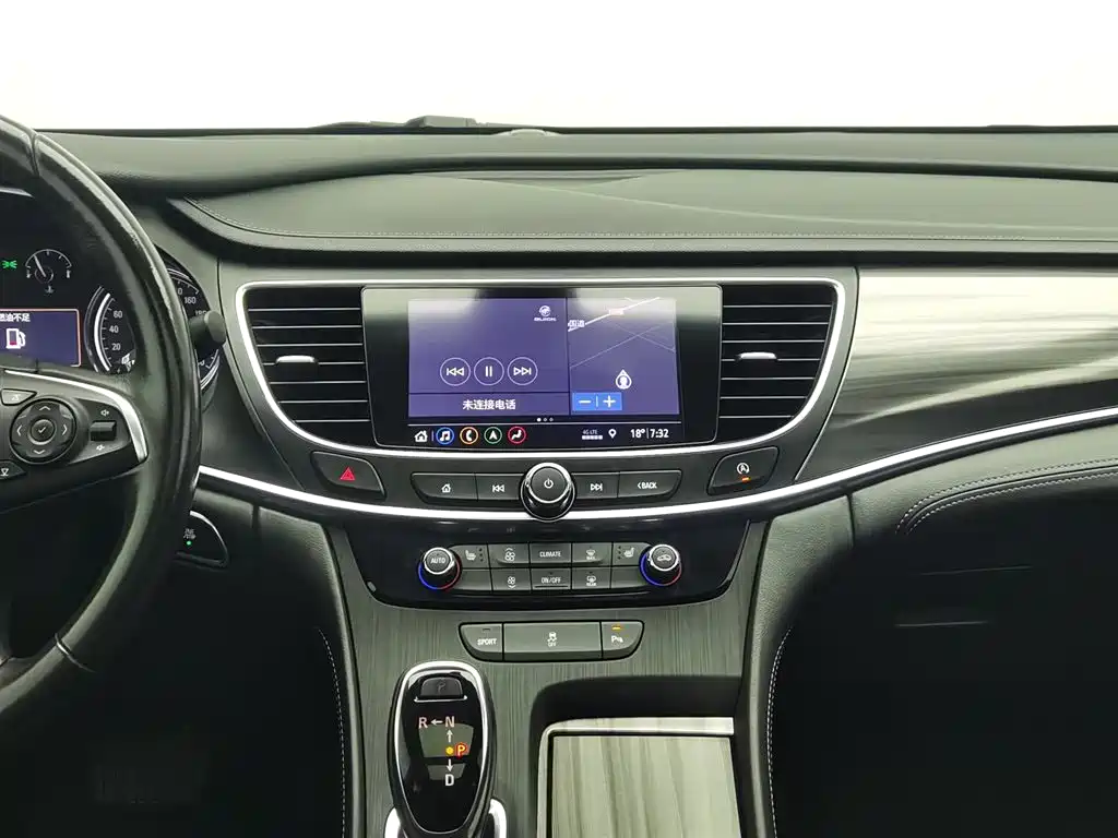 Buick LaCrosse 2020 — фото 12