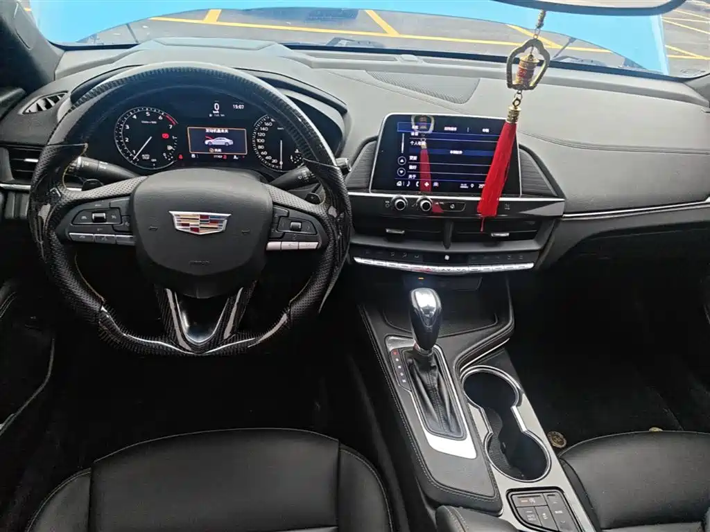 Cadillac CT4 2020 — фото 10