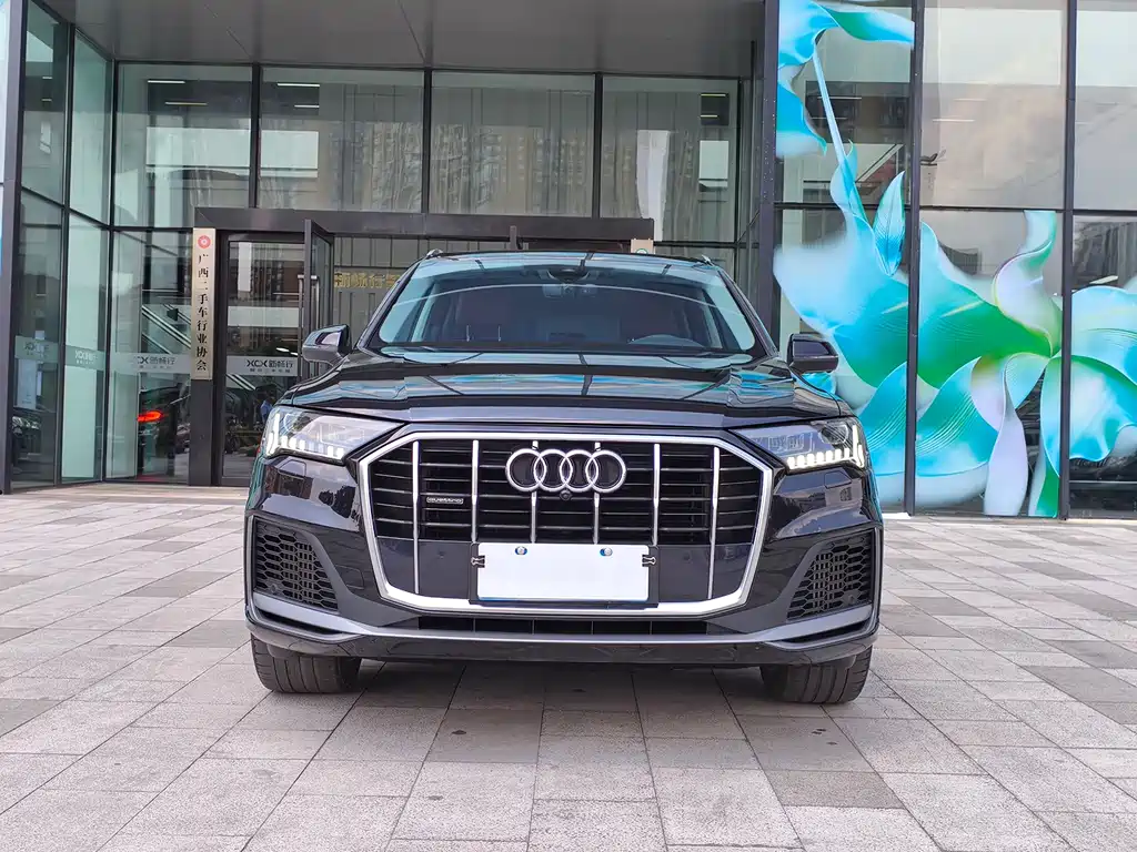 Audi Q7 2021 — фото 2