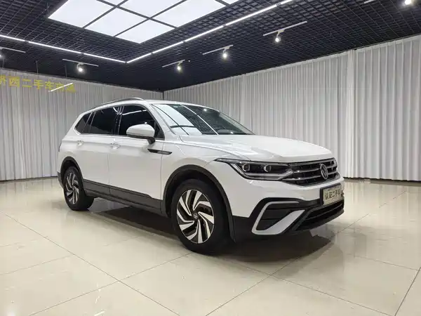 Volkswagen Tiguan L 2022