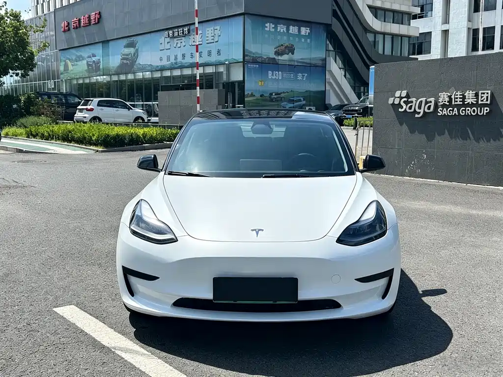 Tesla Model 3 2022 — фото 2