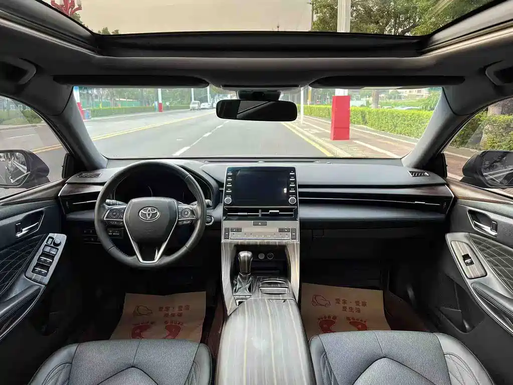 Toyota Avalon 2019 — фото 14