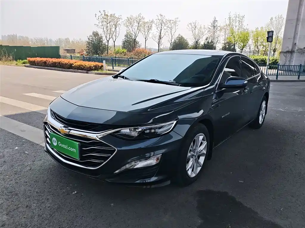 Chevrolet Malibu XL 2022 — фото 1