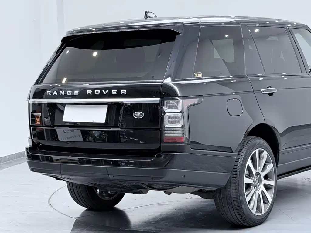 Land Rover Range Rover 2017 — фото 28