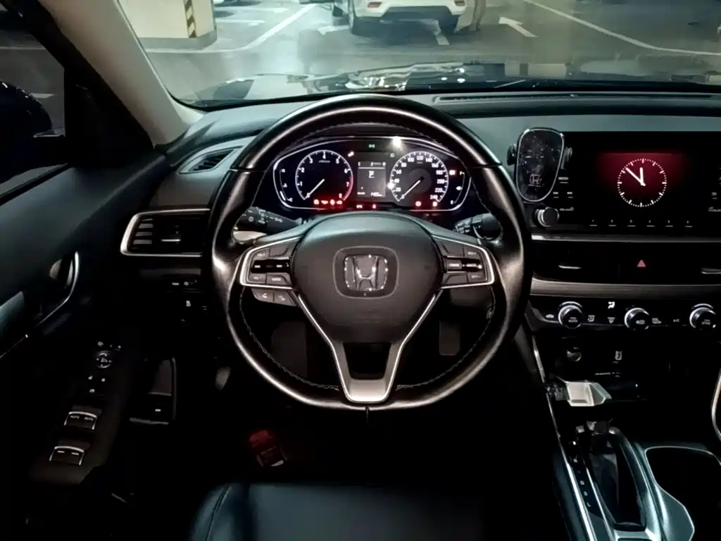 Honda Accord 2021 — фото 11