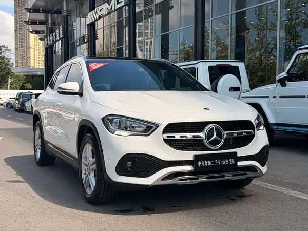 Mercedes-Benz GLA 2021