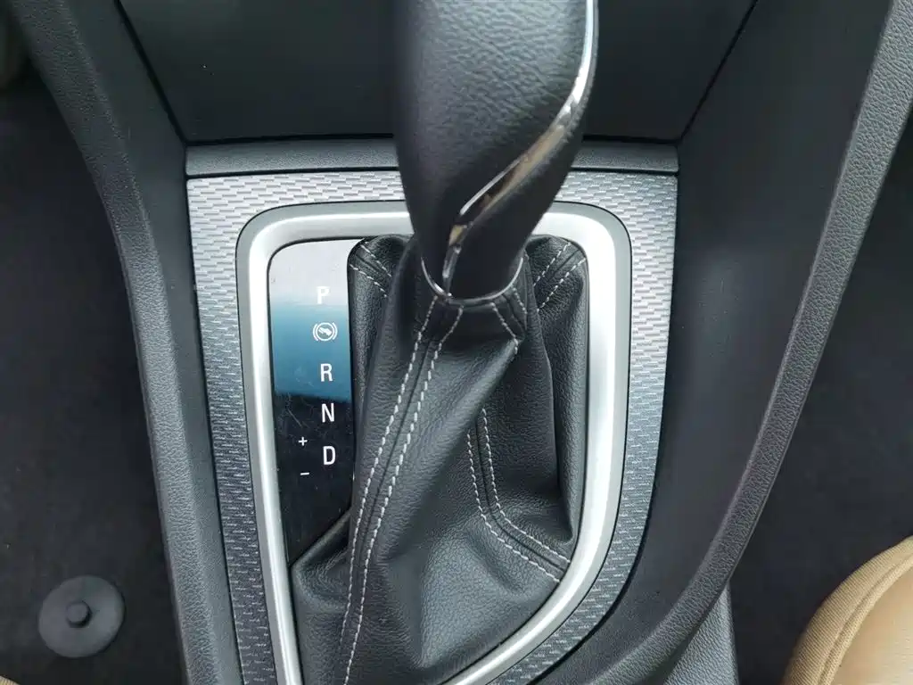 Buick Excelle 2018 — фото 13