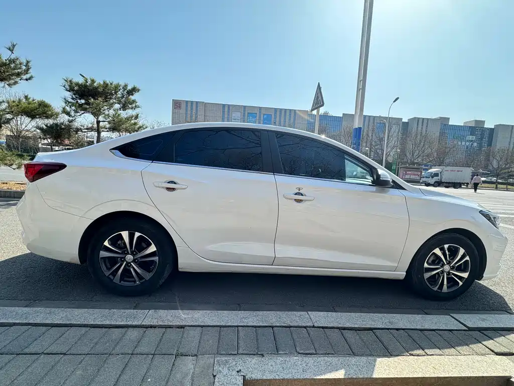 Changan Eado 2021 — фото 10