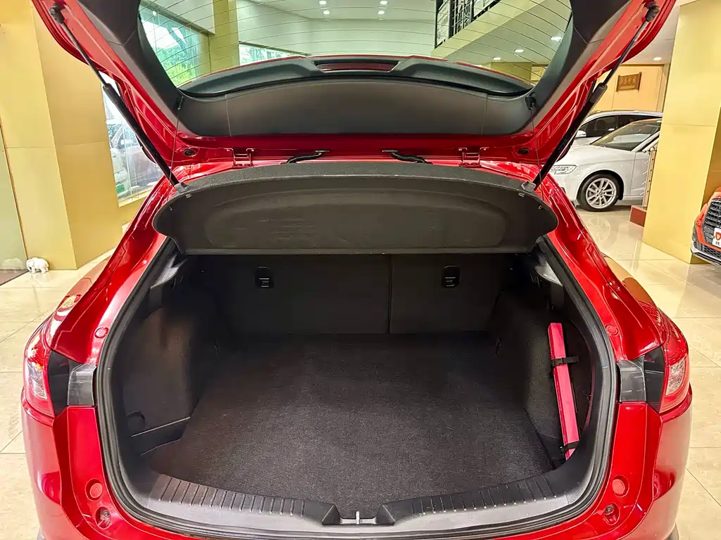 Mazda CX-4 2016 — фото 19